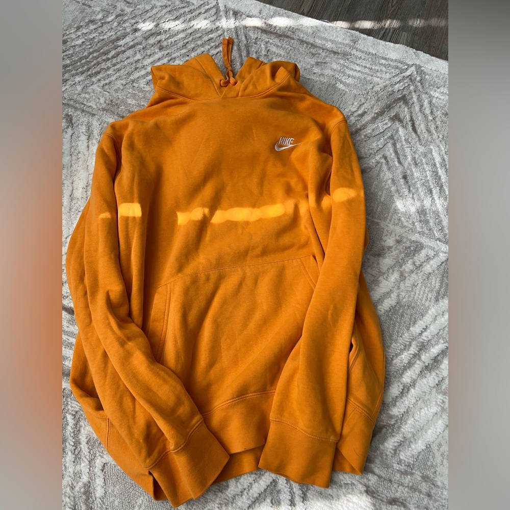 Size L Nike sweatshirt